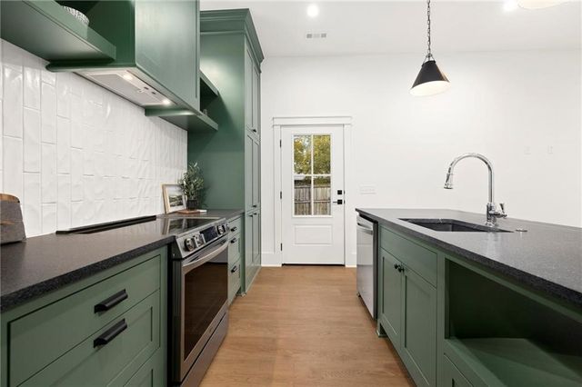 263 11th Street, Fayetteville, AR 72701