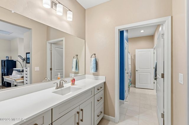 382 N White Marble Avenue, Tucson, AZ 85748