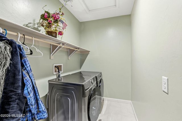 382 N White Marble Avenue, Tucson, AZ 85748