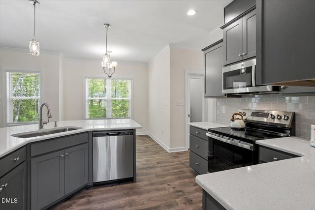 115 Pedestal Court, Zebulon, NC 27597