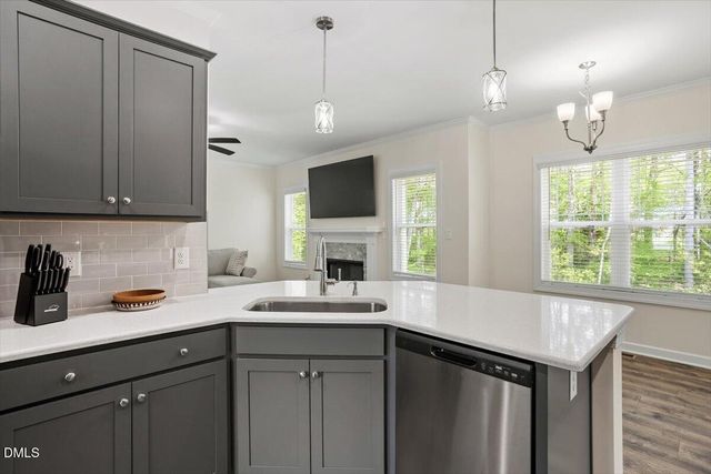 115 Pedestal Court, Zebulon, NC 27597