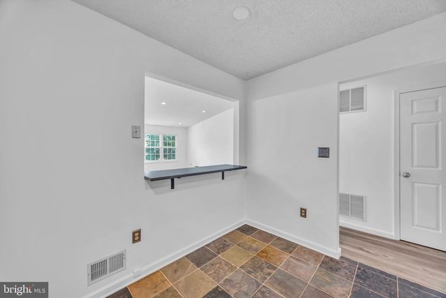 22 ARTHUR GLICK BLVD, Franklin Park, NJ 08823