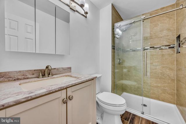 22 ARTHUR GLICK BLVD, Franklin Park, NJ 08823