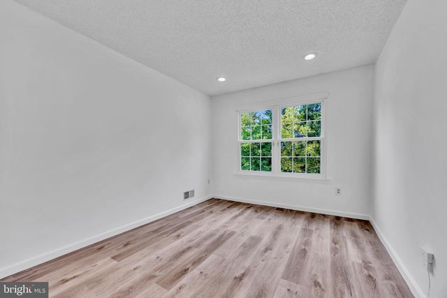 22 ARTHUR GLICK BLVD, Franklin Park, NJ 08823