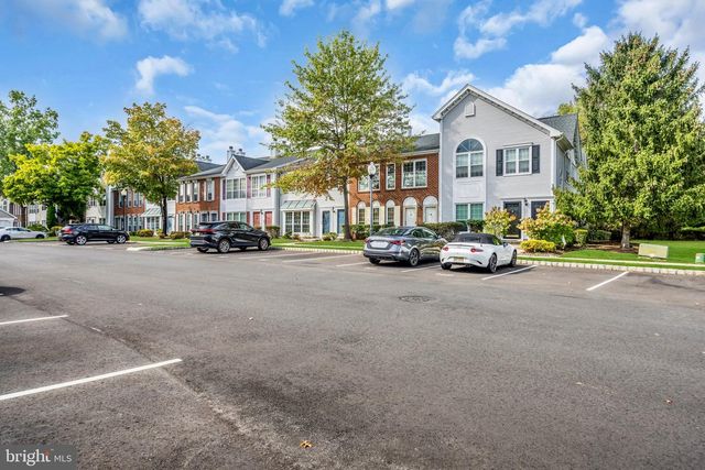 22 ARTHUR GLICK BLVD, Franklin Park, NJ 08823