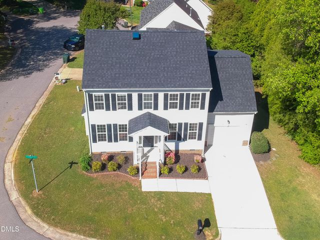 8613 Clivedon Drive, Raleigh, NC 27615