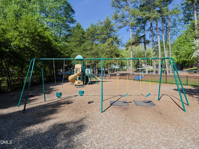 8613 Clivedon Drive, Raleigh, NC 27615