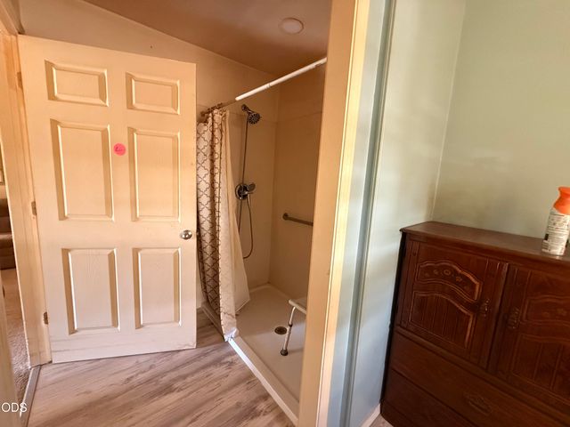 411 SE L Street, Grants Pass, OR 97526