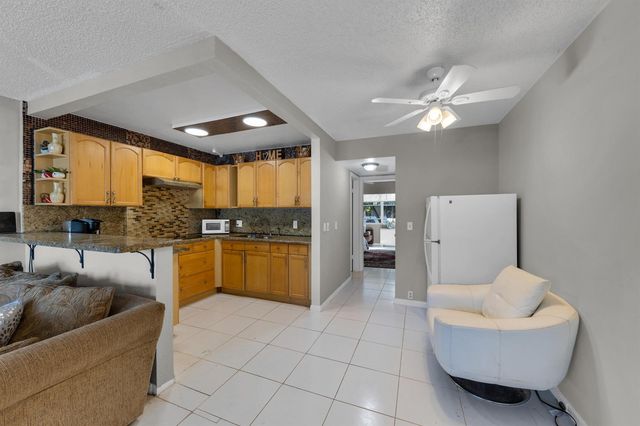 5 Newport A, Deerfield Beach, FL 33442