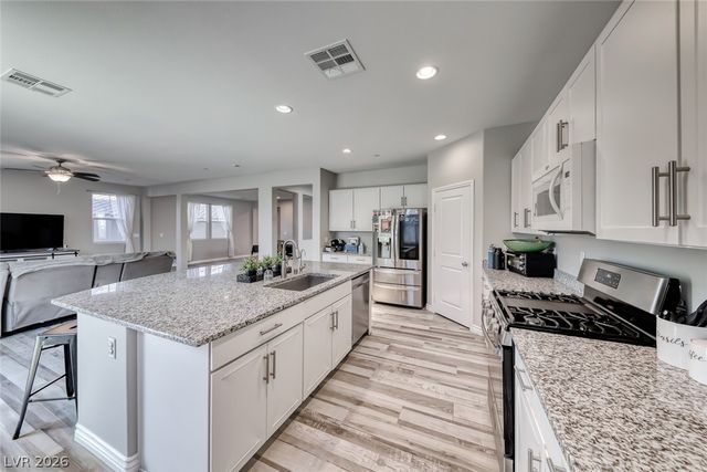 723 Gorringe Ridge Court, Henderson, NV 89002