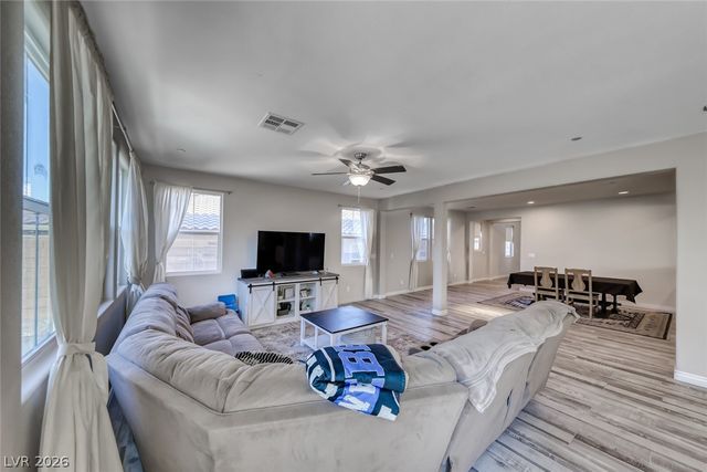 723 Gorringe Ridge Court, Henderson, NV 89002