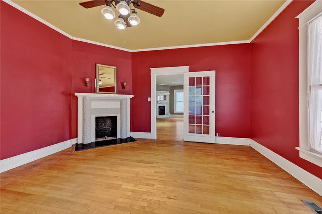 1018 N Woods Street, Sherman, TX 75092