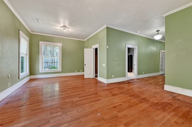 1018 N Woods Street, Sherman, TX 75092
