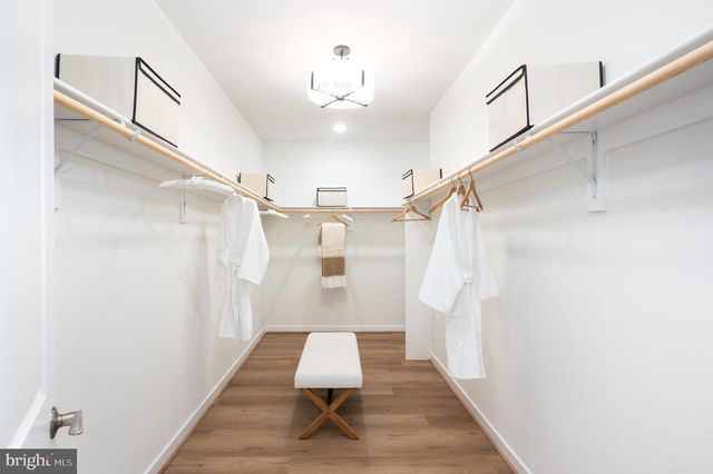 41824 PRESTON FALLS WAY, Ashburn, VA 20148