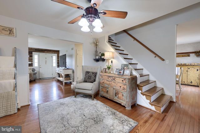 4158 LANDIS RD, Hanover, PA 17331