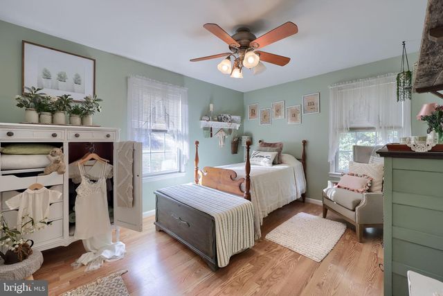 4158 LANDIS RD, Hanover, PA 17331