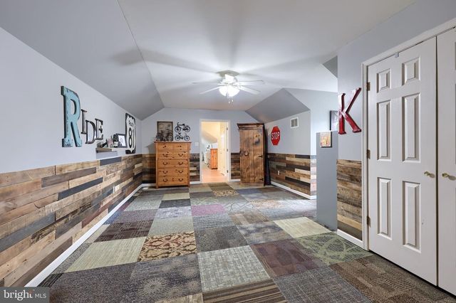 4158 LANDIS RD, Hanover, PA 17331