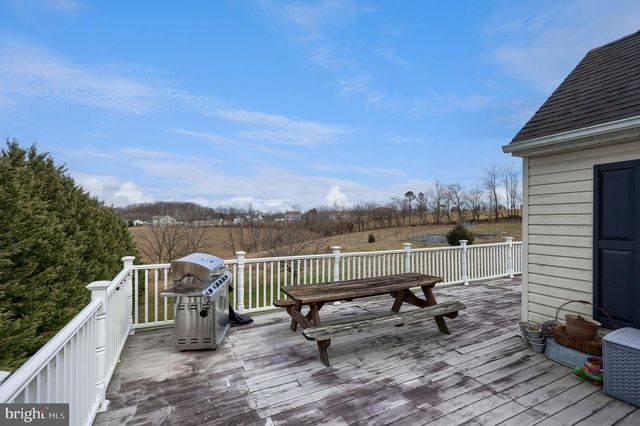 4158 LANDIS RD, Hanover, PA 17331