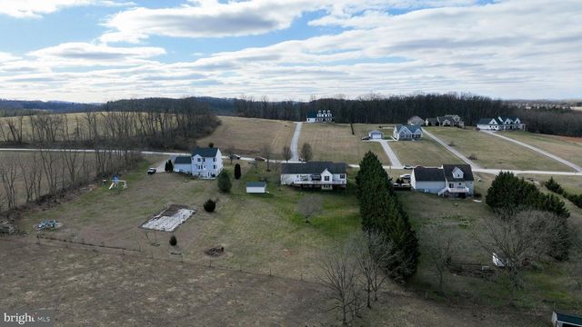 4158 LANDIS RD, Hanover, PA 17331