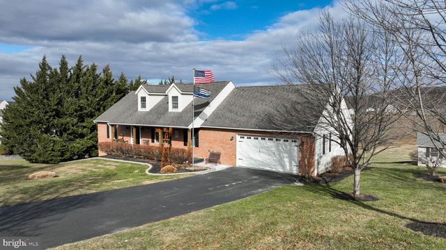 4158 LANDIS RD, Hanover, PA 17331