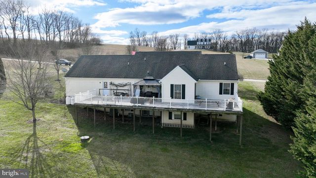4158 LANDIS RD, Hanover, PA 17331