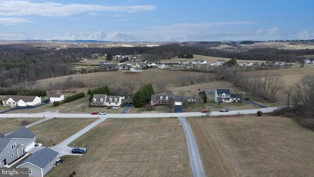 4158 LANDIS RD, Hanover, PA 17331