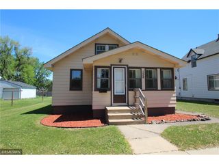 132 4th Avenue N, Waite Park, MN 56387