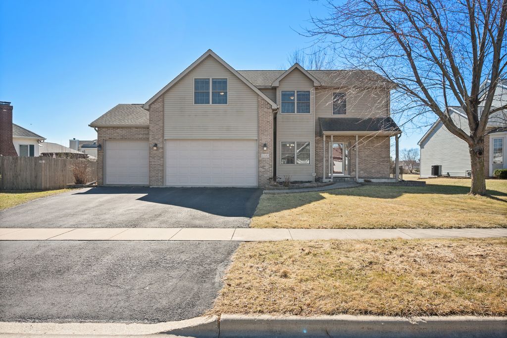 1282 Omega Circle Drive, Dekalb, IL 60115