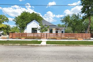 2425 Monterey St, San Antonio, TX 78207