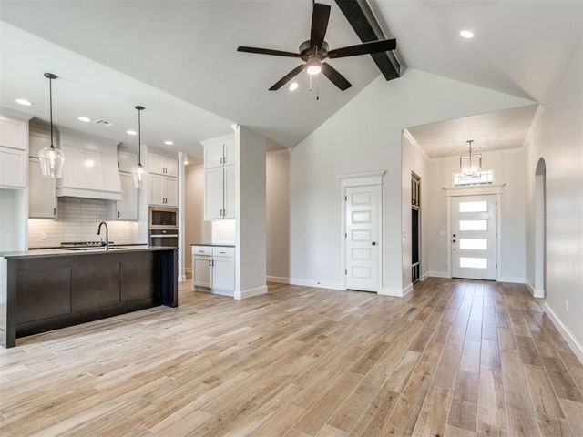 9220 SW 44th Terrace, Oklahoma City, OK 73179
