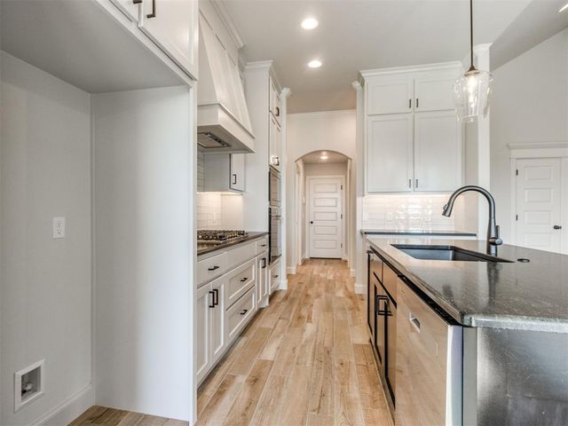 9220 SW 44th Terrace, Oklahoma City, OK 73179