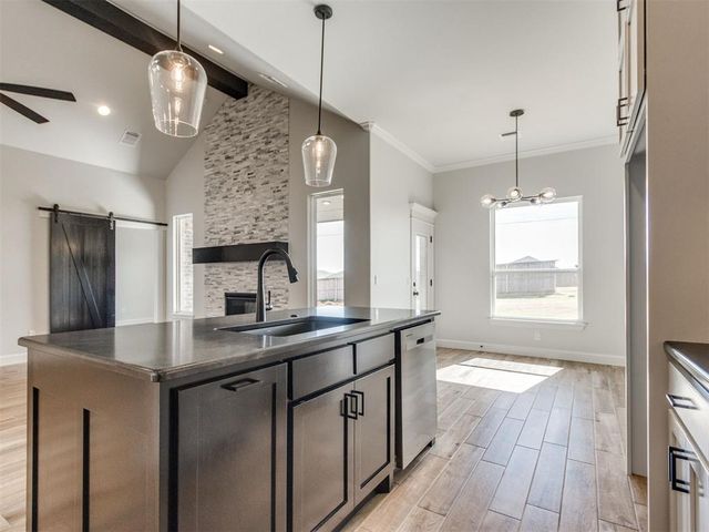 9220 SW 44th Terrace, Oklahoma City, OK 73179