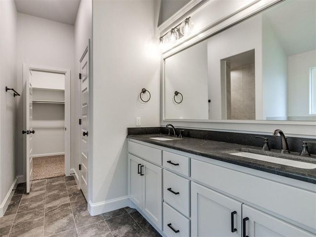 9220 SW 44th Terrace, Oklahoma City, OK 73179