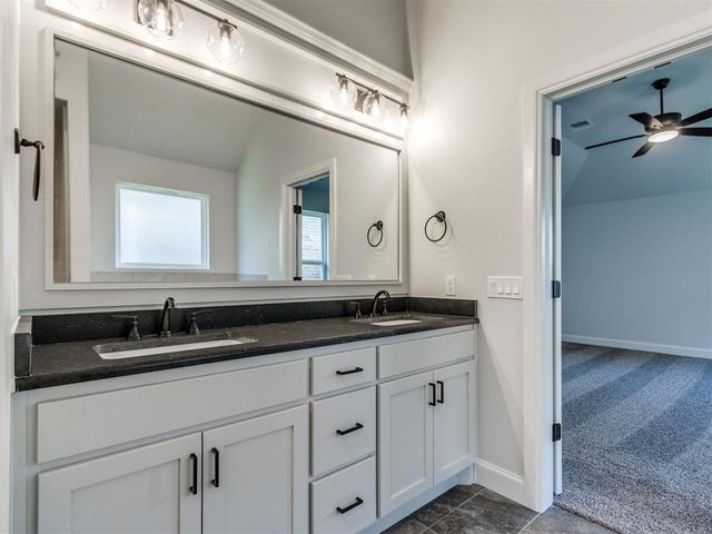 9220 SW 44th Terrace, Oklahoma City, OK 73179