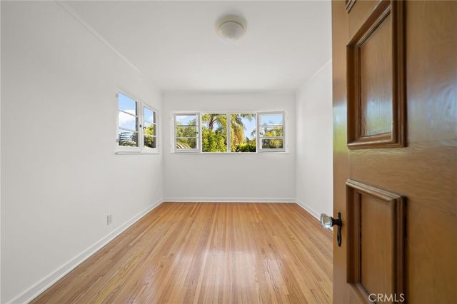 112 N. Highland Ave, Hancock Park, CA 90036