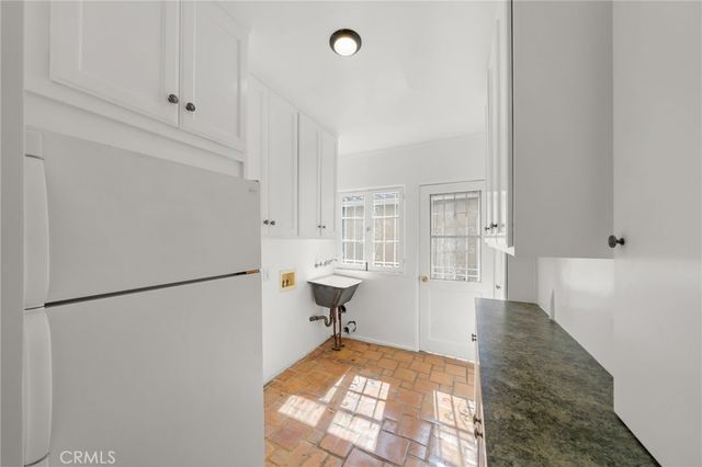 112 N. Highland Ave, Hancock Park, CA 90036