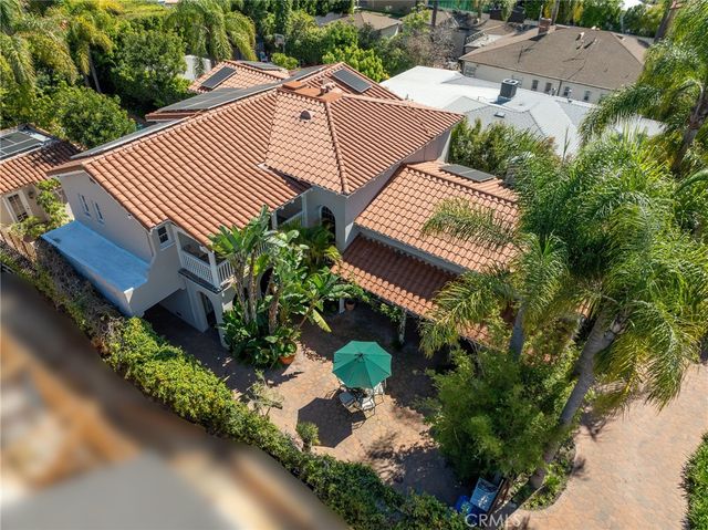 112 N. Highland Ave, Hancock Park, CA 90036