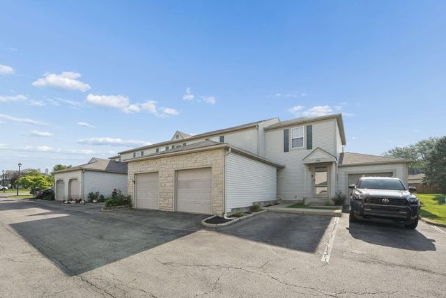 202 Hawkins Lane, 90E, Blacklick, OH 43004