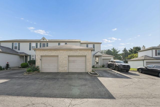 202 Hawkins Lane, 90E, Blacklick, OH 43004