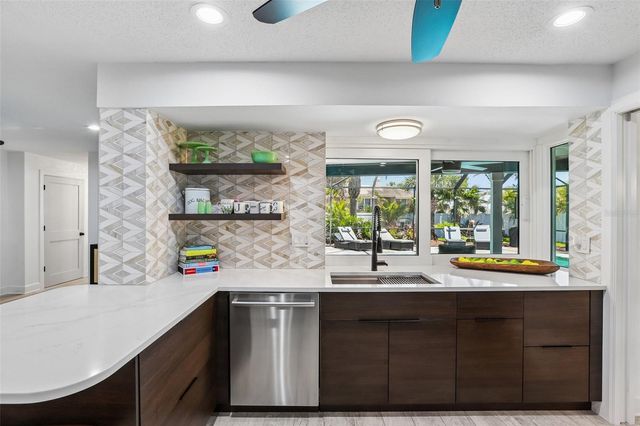 3203 HIBISCUS DRIVE W, Belleair Beach, FL 33786