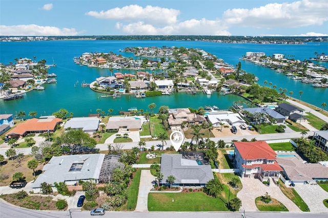 3203 HIBISCUS DRIVE W, Belleair Beach, FL 33786