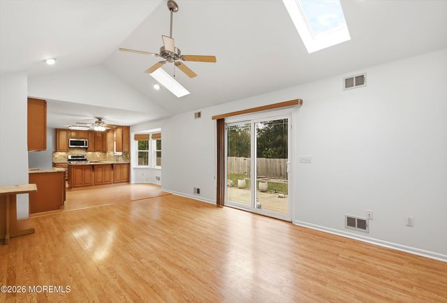 1010 Isaac Court, Toms River, NJ 08753