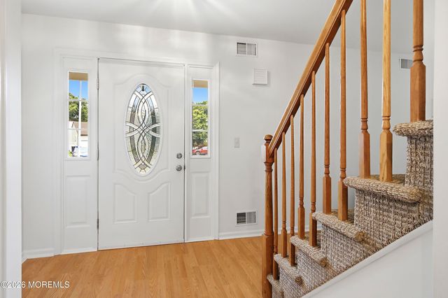 1010 Isaac Court, Toms River, NJ 08753