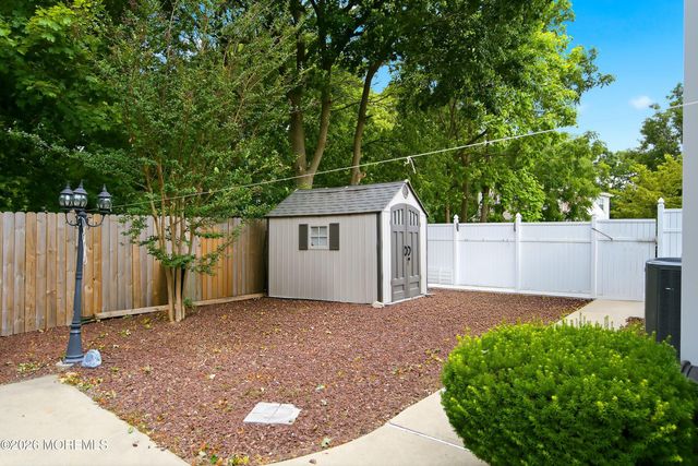 1010 Isaac Court, Toms River, NJ 08753