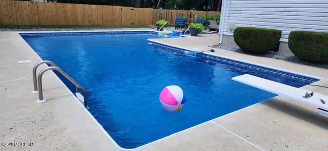 1010 Isaac Court, Toms River, NJ 08753