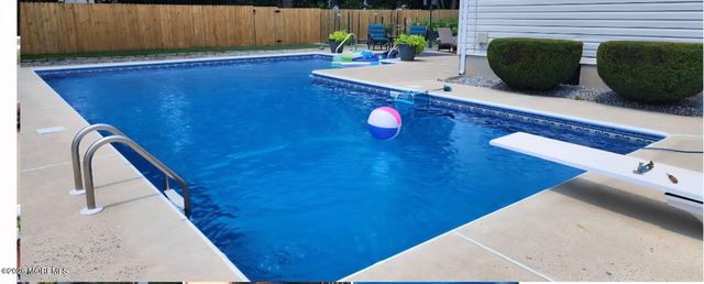 1010 Isaac Court, Toms River, NJ 08753