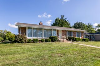 1921 CHERRY ST, Mexico, MO 65265