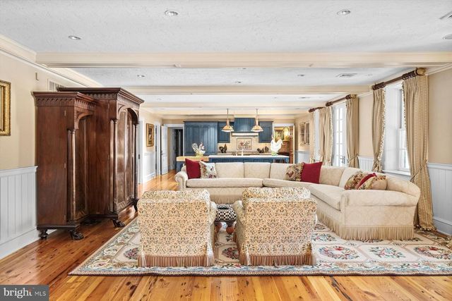 1534 TROOPER, Worcester, PA 19490