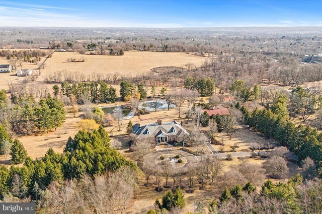 1534 TROOPER, Worcester, PA 19490