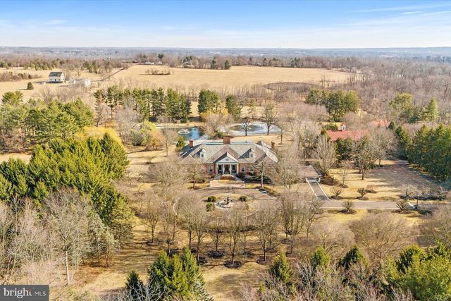 1534 TROOPER, Worcester, PA 19490